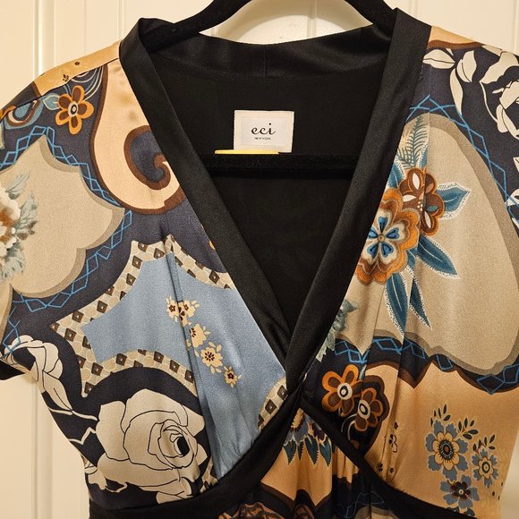 Silk dress - Picture 5 of 6